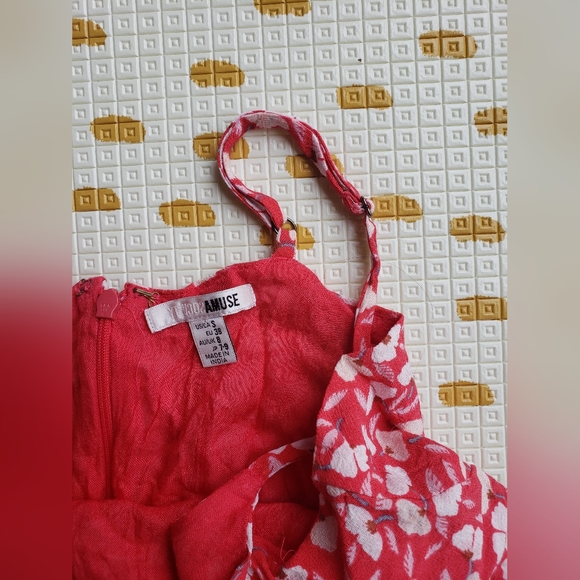 AmuseSociety red floral maxi dress with slit. Size small - Picture 3 of 3